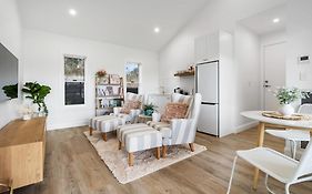 Peaceful & Cosy Studio - Immaculate Presentation